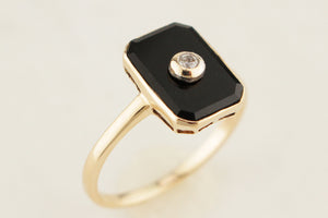 ANTIQUE c1920 ONYX & DIAMOND RING 9ct GOLD