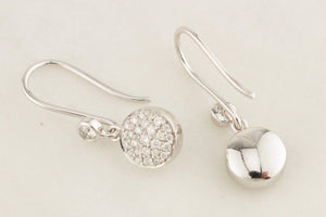 CONTEMPORARY DIAMOND CLUSTER EARRINGS 18ct GOLD