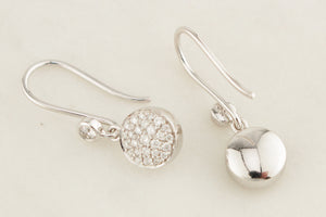 CONTEMPORARY DIAMOND CLUSTER EARRINGS 18ct GOLD