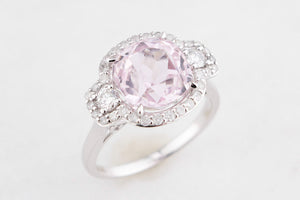 CONTEMPORARY KUNZITE & DIAMOND RING 14ct GOLD