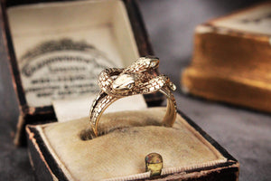 VINTAGE 1962 MID-CENTURY DIAMOND DOUBLE SNAKE RING 9ct GOLD