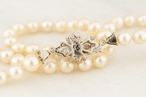 VINTAGE c1940 SINGLE STRAND PEARL & SAPPHIRE NECKLACE 10ct GOLD