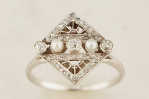 ANTIQUE ART DECO c1920 PLATINUM DIAMOND & PEARL RING