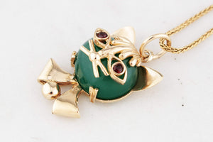 RETRO 1970’s CHRYSOPRASE & GARNET CAT PENDANT 9ct GOLD