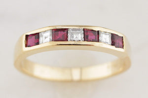 VINTAGE ESTATE RUBY & DIAMOND RING 18ct GOLD