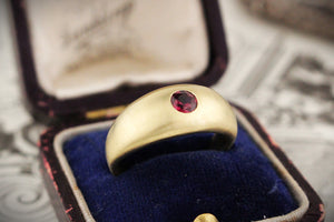 R&V BESPOKE FLUSH SET RED TOURMALINE RING 14ct GOLD