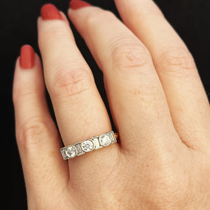 VINTAGE 1.0ct SEVEN STONE DIAMOND RING 18ct GOLD