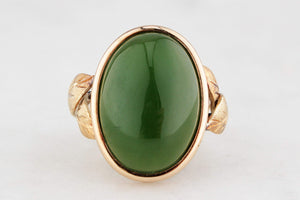 VINTAGE 1940’s NEPHRITE JADE COCKTAIL RING 9ct GOLD