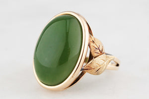 VINTAGE 1940’s NEPHRITE JADE COCKTAIL RING 9ct GOLD