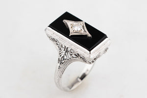 ART DECO c1930 ONYX & DIAMOND COCKTAIL RING 18ct WHITE GOLD