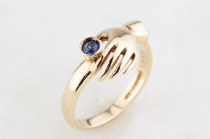RETRO SAPPHIRE HAND RING 9ct GOLD