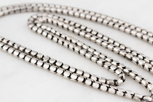 ANTIQUE c1900 EDWARDIAN STERLING SILVER LONG GUARD CHAIN