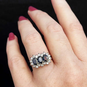 RETRO 1987 SAPPHIRE & DIAMOND RING 18ct GOLD