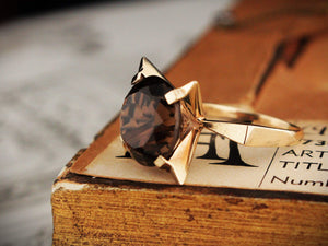 MID CENTURY SMOKY QUARTZ COCKTAIL RING 9ct GOLD