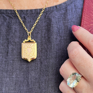 CONTEMPORARY 7.30ct PRASIOLITE & DIAMOND RING 9ct GOLD