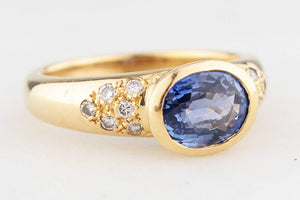 VINTAGE 2ct CEYLON SAPPHIRE AND DIAMOND RING 18ct GOLD