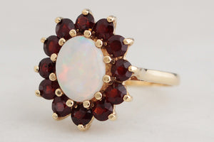 MID-CENTURY 1976 OPAL & GARNET RING 9ct GOLD
