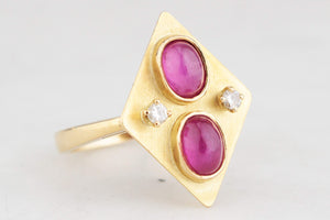 MID-CENTURY RUBY & DIAMOND RING 18ct GOLD