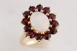 MID-CENTURY 1976 OPAL & GARNET RING 9ct GOLD