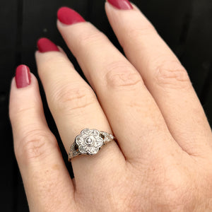 ORIGINAL ART DECO c1920 DIAMOND DAISY RING 18ct WHITE GOLD & PLATINUM
