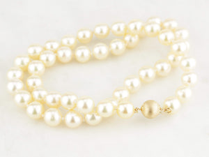 VINTAGE SINGLE STRAND PEARL NECKLACE 14ct GOLD