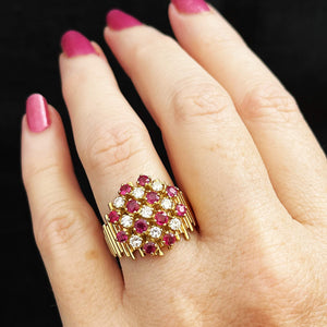 VINTAGE MID-CENTURY 1969 RUBY & DIAMOND RING 18ct GOLD
