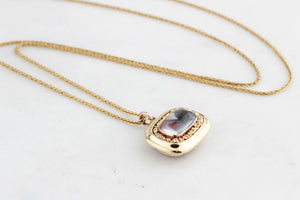 ANTIQUE MOURNING LOCKET WITH GARNET HEART 9ct GOLD