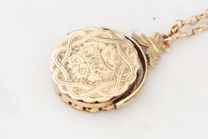 ANTIQUE EDWARDIAN ENGRAVED SPINNING FOB LOCKET 9ct GOLD