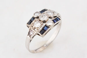 ANTQIUE ART DECO c1920 PLATINUM DIAMOND & SAPPHIRE RING