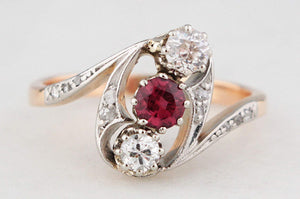 ANTIQUE ART NOUVEAU DIAMOND & RUBY RING 14ct GOLD
