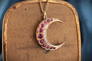 RETRO RUBY & DIAMOND CRESCENT MOON PENDANT 9ct GOLD