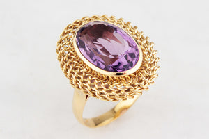 VINTAGE c1940’s AMETHYST COCKTAIL RING 18ct GOLD