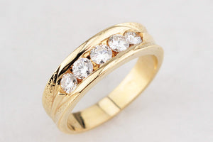 CONTEMPORARY FRENCH .85ct FIVE STONE DIAMOND RING