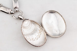 ANTIQUE EDWARDIAN 1908 STERLING SILVER BOOK CHAIN & LOCKET