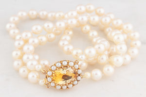 MID-CENTURY 1965 DOUBLE PEARL STRAND WITH CITRINE CLASP 9ct GOLD