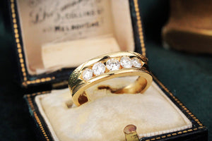 CONTEMPORARY FRENCH .85ct FIVE STONE DIAMOND RING