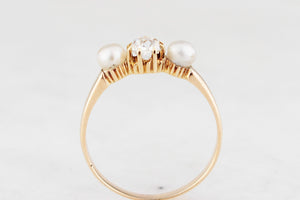 ANTIQUE VICTORIAN .50ct DIAMOND & PEARL RING 15ct GOLD