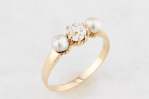 ANTIQUE VICTORIAN .50ct DIAMOND & PEARL RING 15ct GOLD
