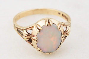 VINTAGE SOLID OPAL RING 9ct GOLD