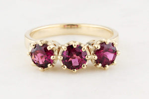 RHODOLITE GARNET TRILOGY RING 9ct GOLD