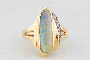 MID-CENTURY SOLID OPAL & DIAMOND RING 18ct GOLD