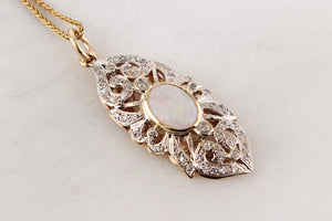 VINTAGE c1940’s OPAL & DIAMOND PENDANT 14ct GOLD