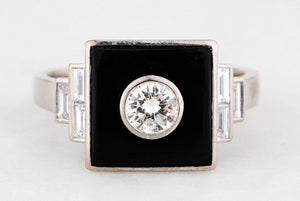 ART DECO c1930’s 1.04ct DIAMOND & ONYX RING 18ct GOLD