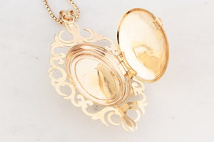VINTAGE GARNET & SEED PEARL PENDANT LOCKET 9ct GOLD