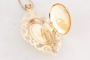 VINTAGE GARNET & SEED PEARL PENDANT LOCKET 9ct GOLD