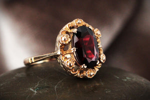 VINTAGE 1974 RHODOLITE GARNET RING 9ct GOLD