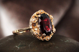 VINTAGE 1974 RHODOLITE GARNET RING 9ct GOLD