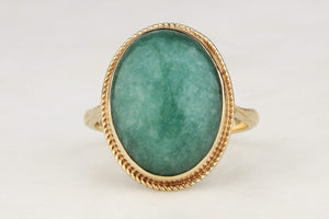 MID-CENTURY JADE RING 9ct GOLD