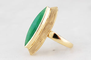 MID-CENTURY c1960 JADE RING 18ct GOLD