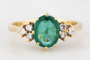 VINTAGE EMERALD & DIAMOND RING 18ct GOLD